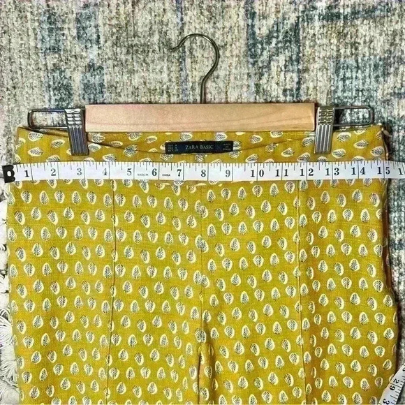 ZARA | Women’s Basic Mustard Yellow Feather Print Ankle Pant | Size Medium - Picture 8 of 10